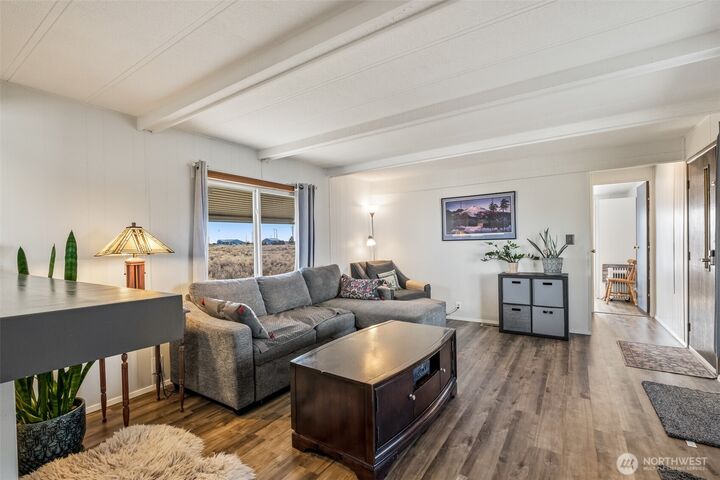 Property Photo: 17169 Road B NW WA 98823