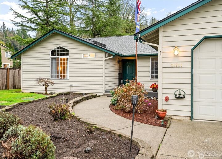 Property Photo: 21211 89th Avenue NE WA 98223
