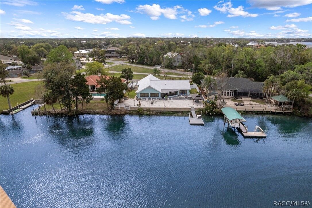 Property Photo:  171 SW 3rd Street  FL 34429 
