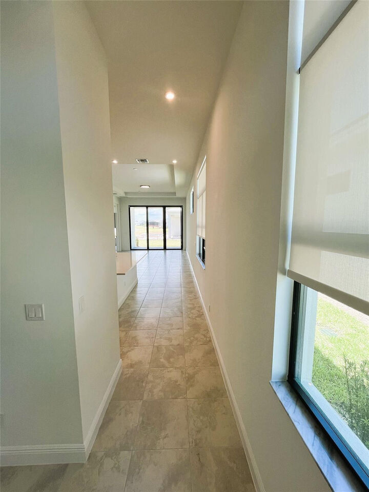 Property Photo:  9006 SW Vetta Way  FL 34987 