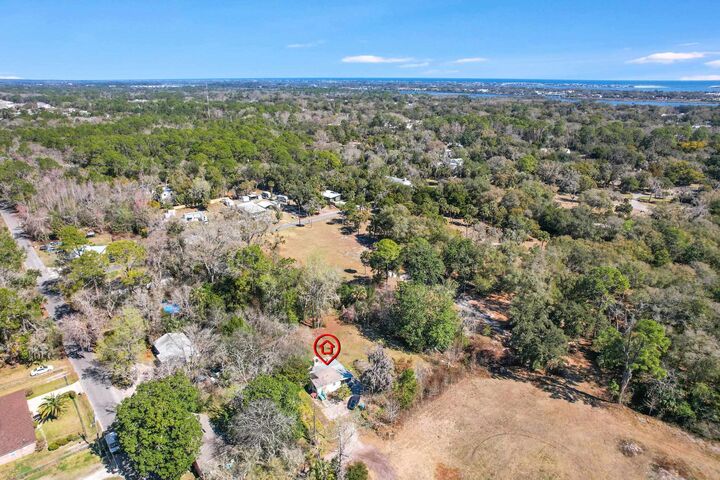 Property Photo:  749 John St  FL 32084 
