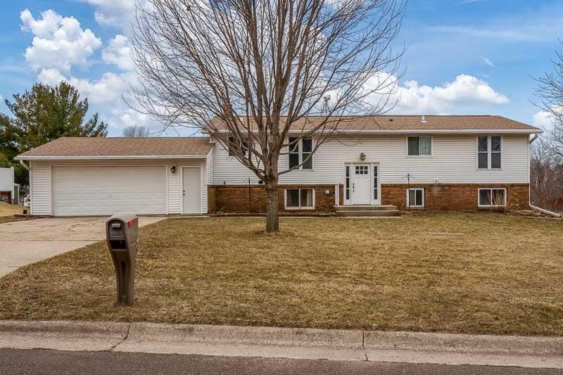 Property Photo:  408 Gifford Street  WI 53576 