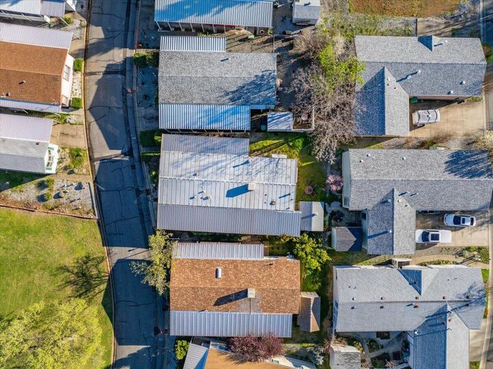 Property Photo:  3304 Shasta Dam Boulevard  CA 96019 