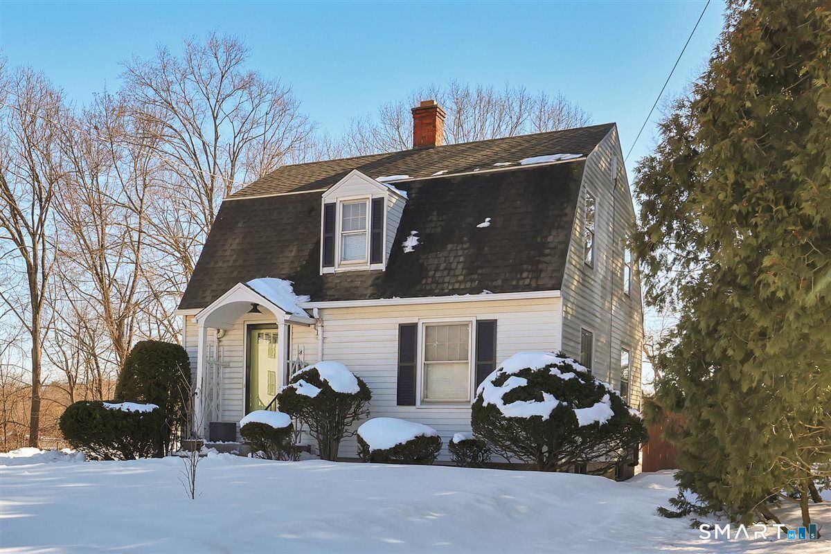 Property Photo:  68 Cooper Hill Street  CT 06040 