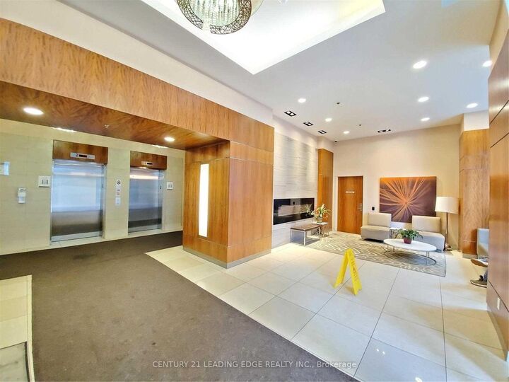 Property Photo:  50 Town Centre Court 3806  ON M1P 0A9 