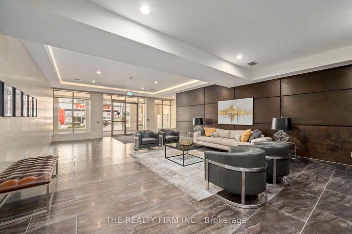 Property Photo: 330 Ridout Street N 1708 ON N6A 0A7