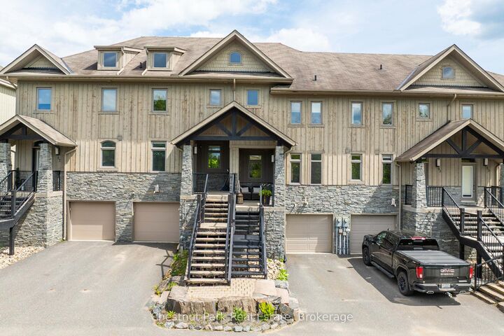 61 Rockmount Crescent — photo 1