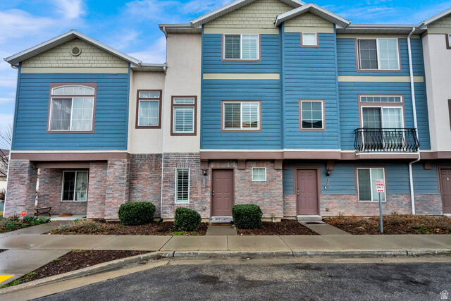 Property Photo: 36 E Opequon Rd UT 84070