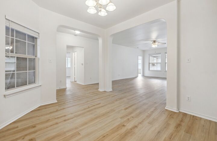 Property Photo:  1611 Sunnycrest Circle  TX 78130 