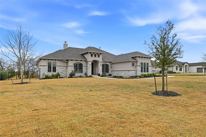 Property Photo:  201 Miranda Way  TX 78633 