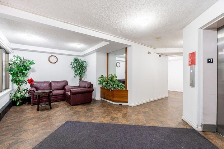 Property Photo: 10680 151A Street 203 BC V3R 8T4
