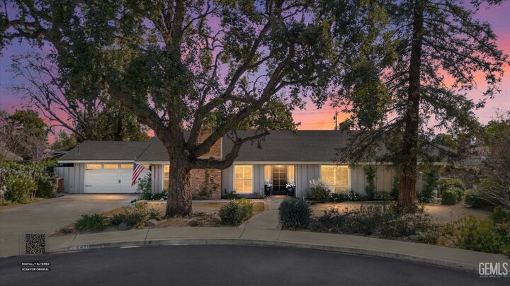 Property Photo:  6421 Mount Hood Drive  CA 93309 