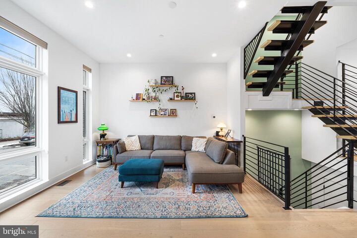 Property Photo:  2512 E Cumberland Street  PA 19125 