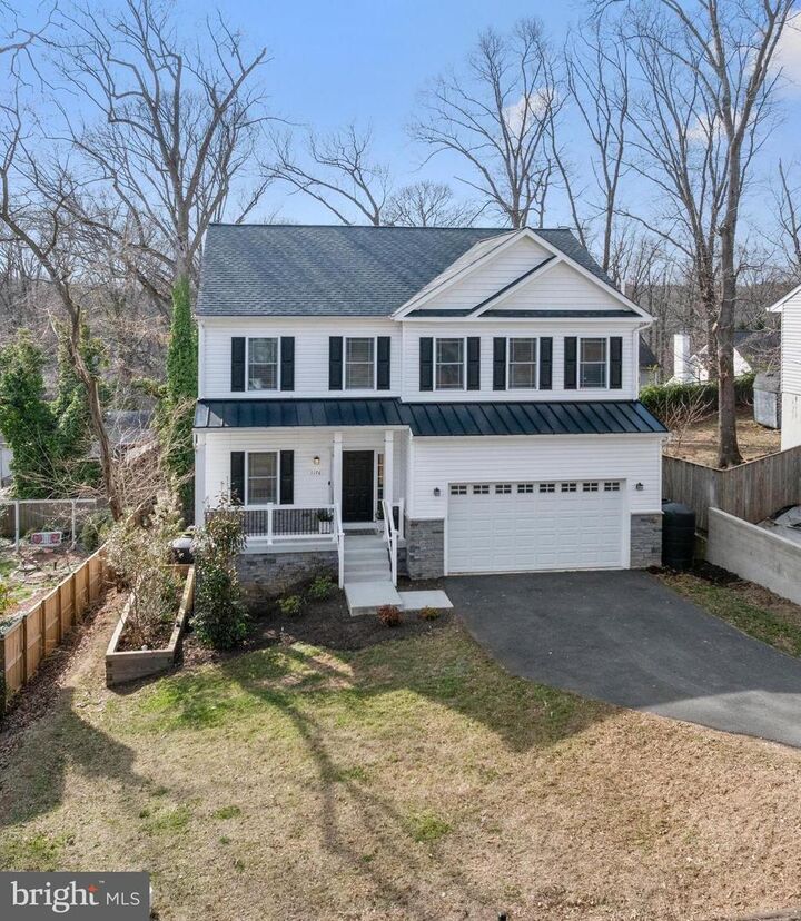 Property Photo:  1176 Green Holly Drive  MD 21409 