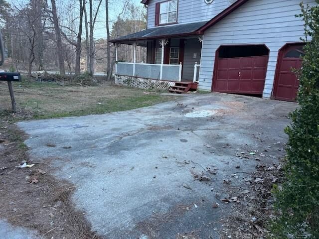 Property Photo:  512 Ryan Place  GA 30087 