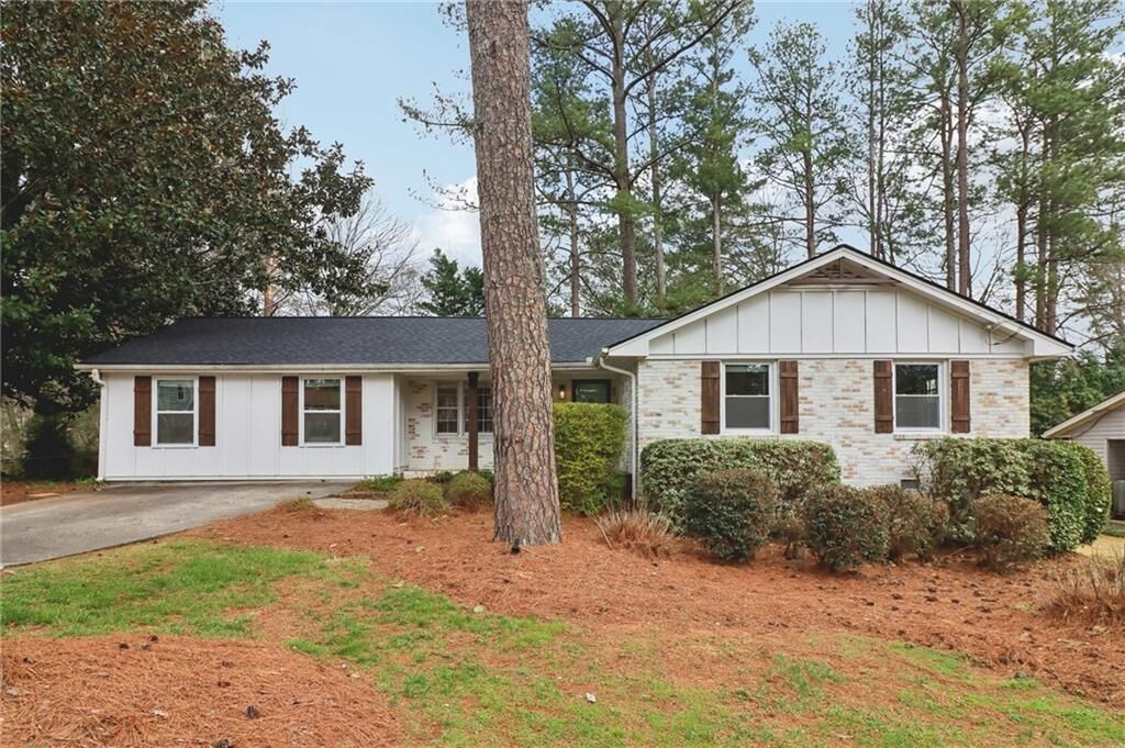 Property Photo:  3276 Foxwood Trail SE  GA 30082 