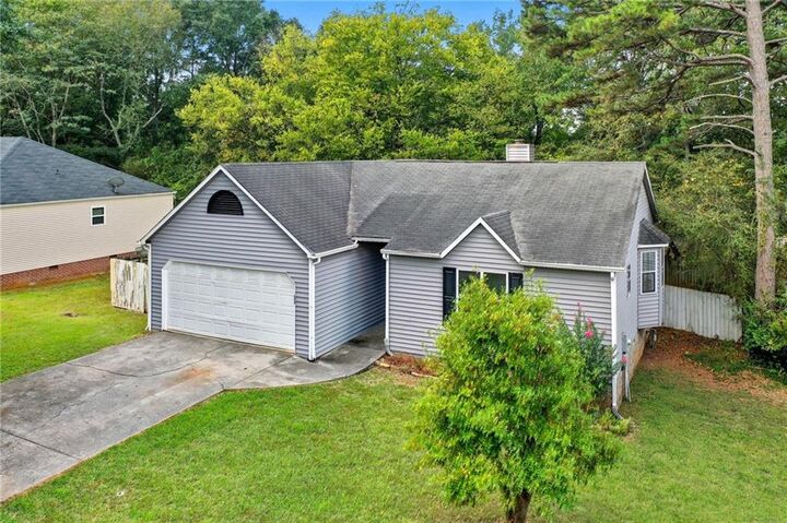 Property Photo:  109 Mayflower Circle  GA 30120 