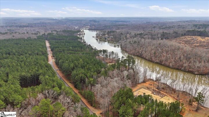 Property Photo:  7 Southview Drive  SC 29655 
