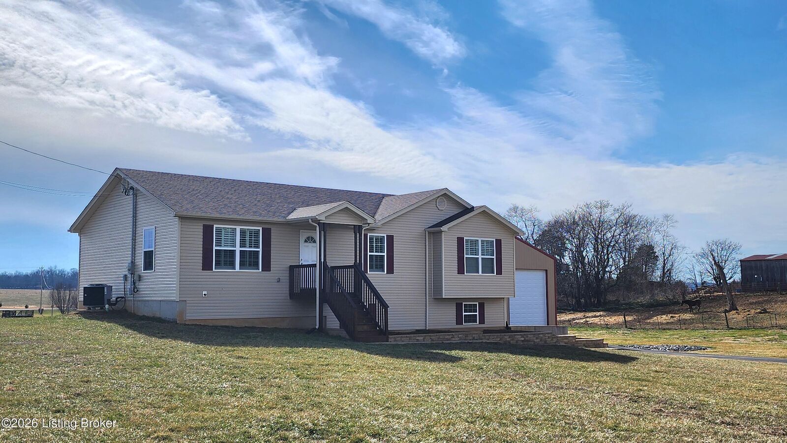 Property Photo: 2647 New Highland Church Rd KY 40108