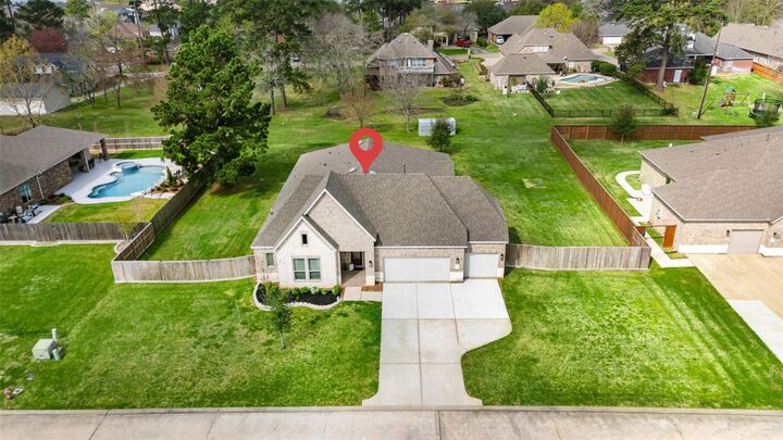 Property Photo:  6038 Leeward Island Drive  TX 77304 