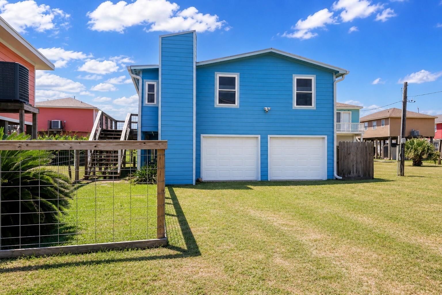 Property Photo: 315 Coral Court TX 77541