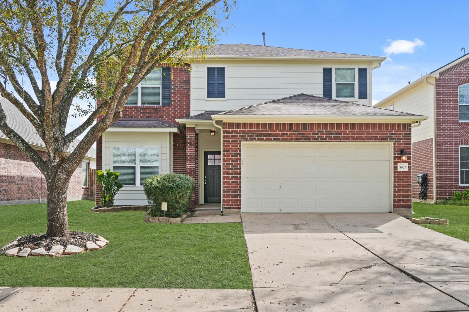 Property Photo: 3927 Teal Run Place Court TX 77545