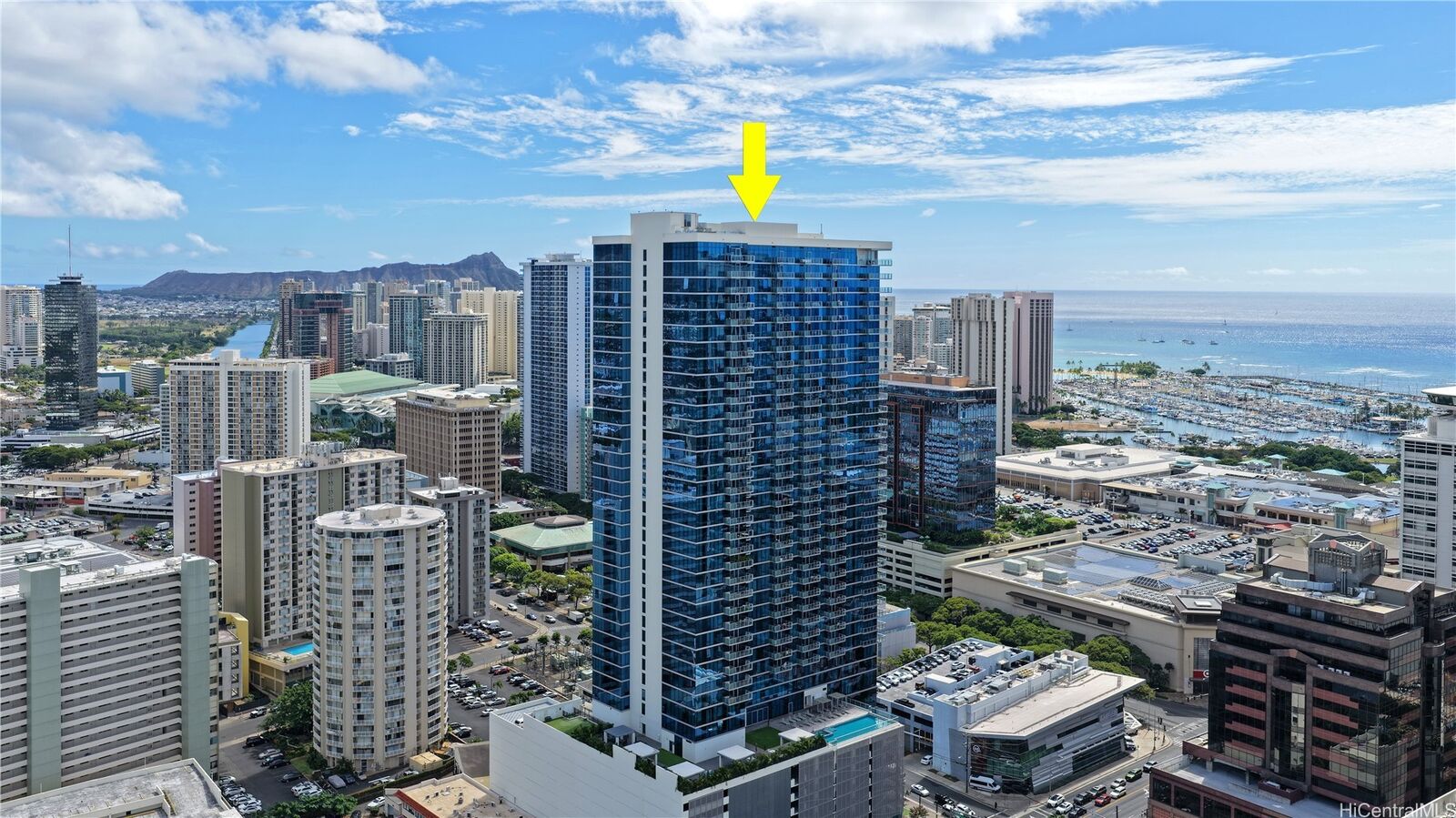 Property Photo:  629 Keeaumoku Street 2312  HI 96814 