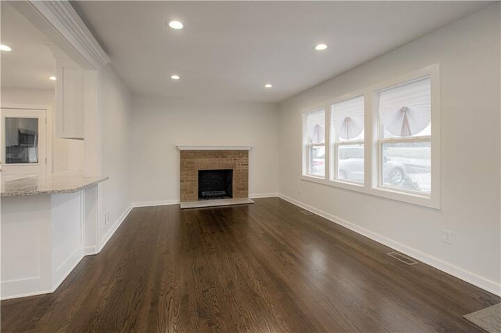 Property Photo: 7332 Parallel Parkway KS 66112