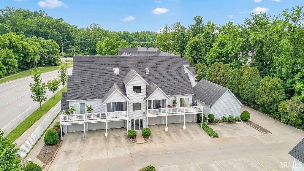 Property Photo:  1350 S College Mall Road  IN 47401-6593 