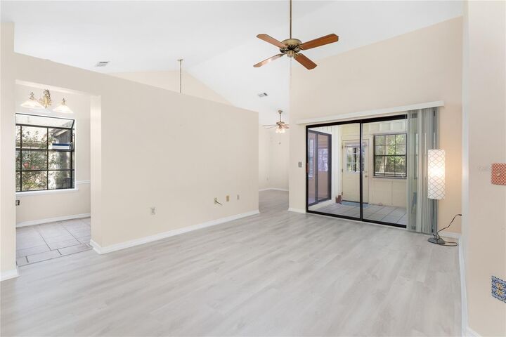 Property Photo:  4545 SW 84th Drive  FL 32608 