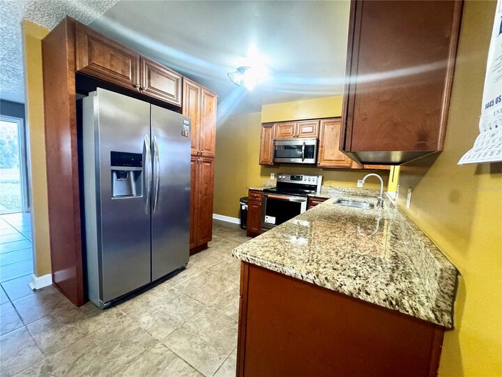 Property Photo:  202 S Bingham Street  FL 33839 