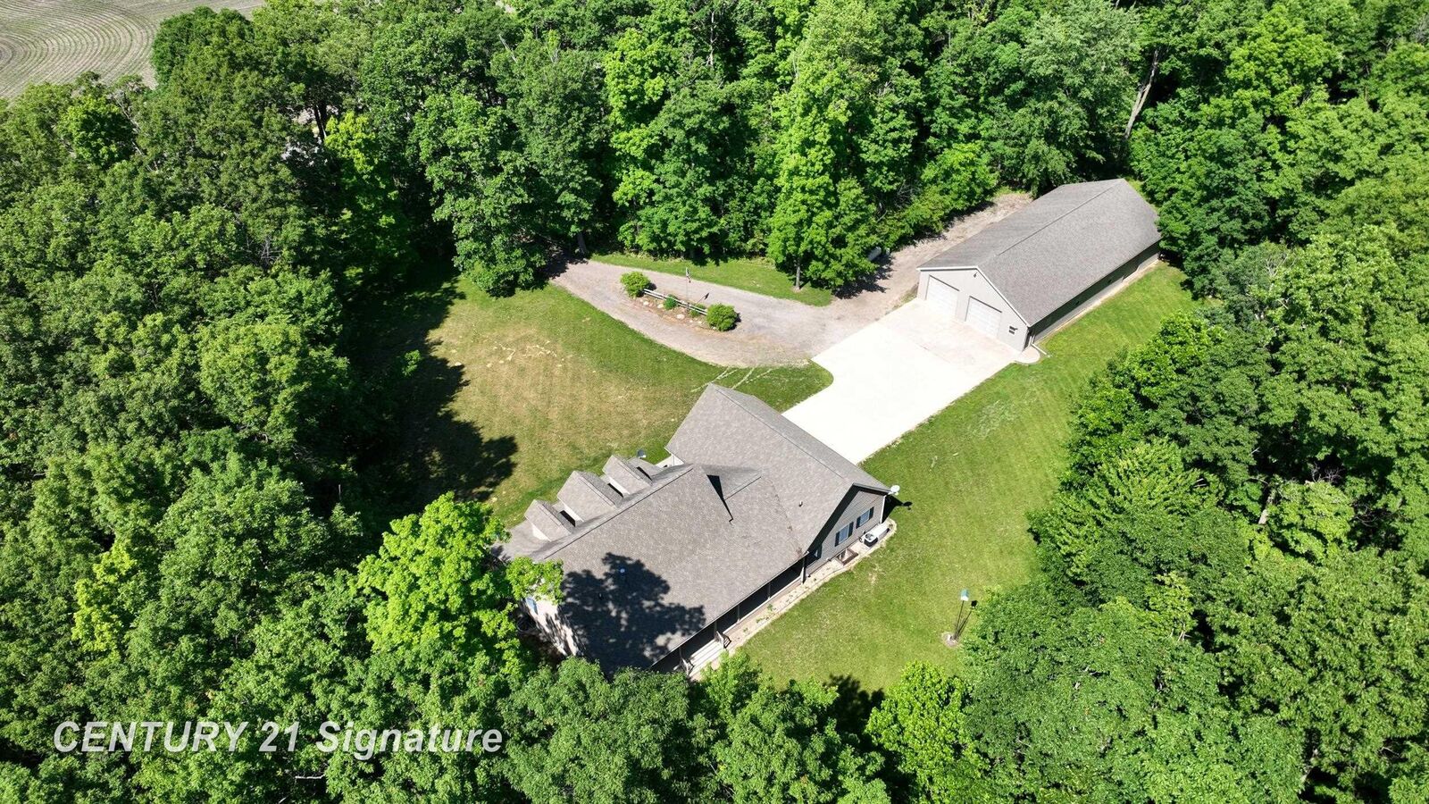 Property Photo: 7147 Gary Road MI 48616
