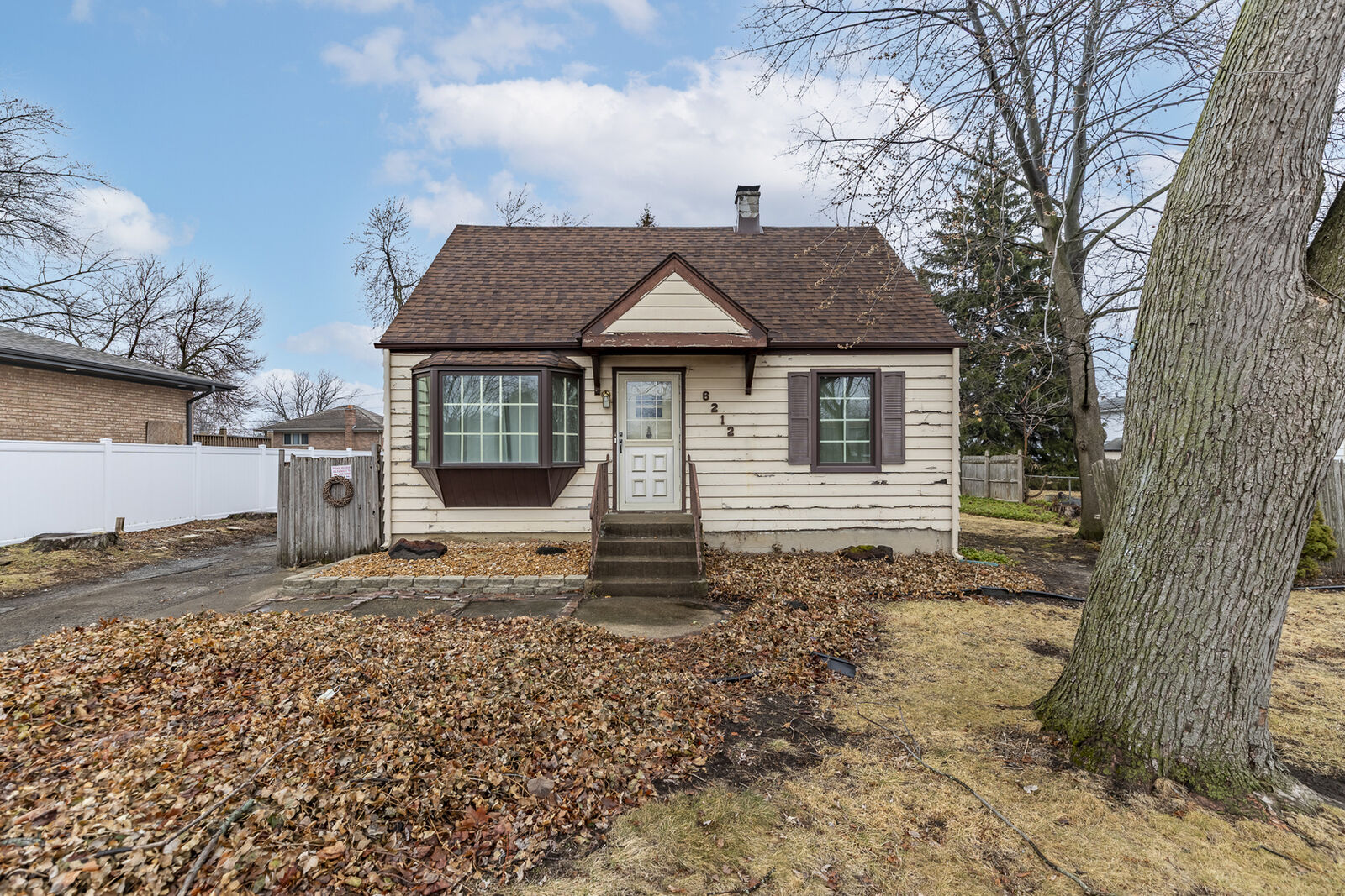 Property Photo:  6212 W 92nd Place  IL 60453 