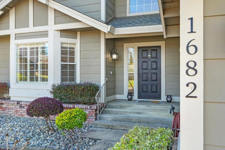 Property Photo:  1682 Chilton Drive  CA 95747 
