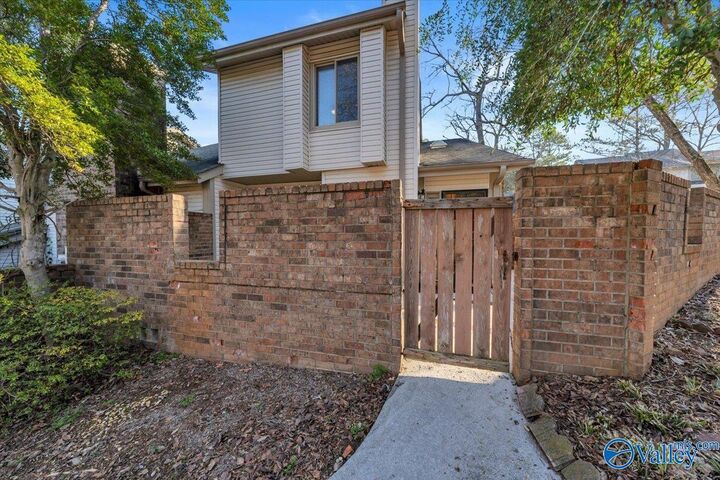 Property Photo:  1120 Julia Street  AL 35816 