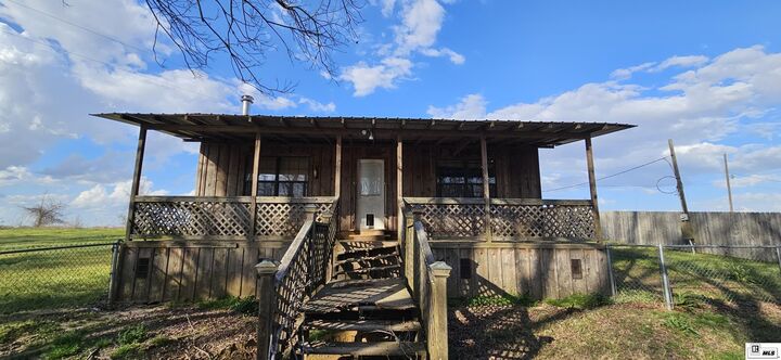 Property Photo:  11710 Hideaway Road  LA 71261 