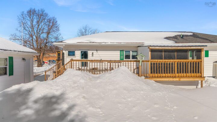 Property Photo: 209 Louise Street NS B0K 1H0