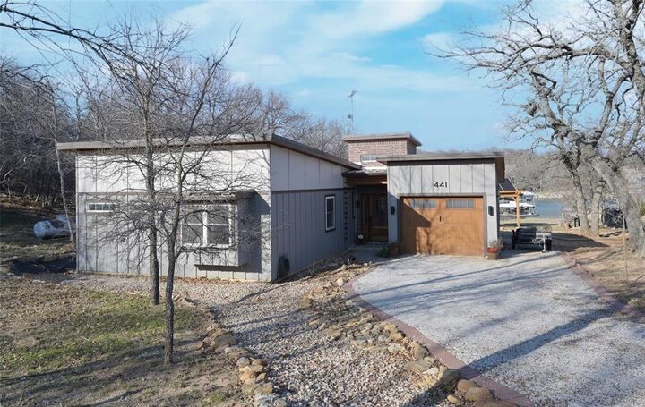 Property Photo: 441 Cozy Cove Court TX 76431