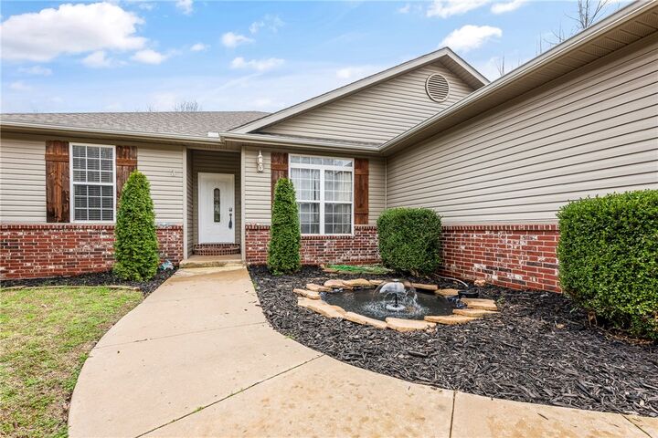 Property Photo:  57 Sunderland Drive  AR 72714 