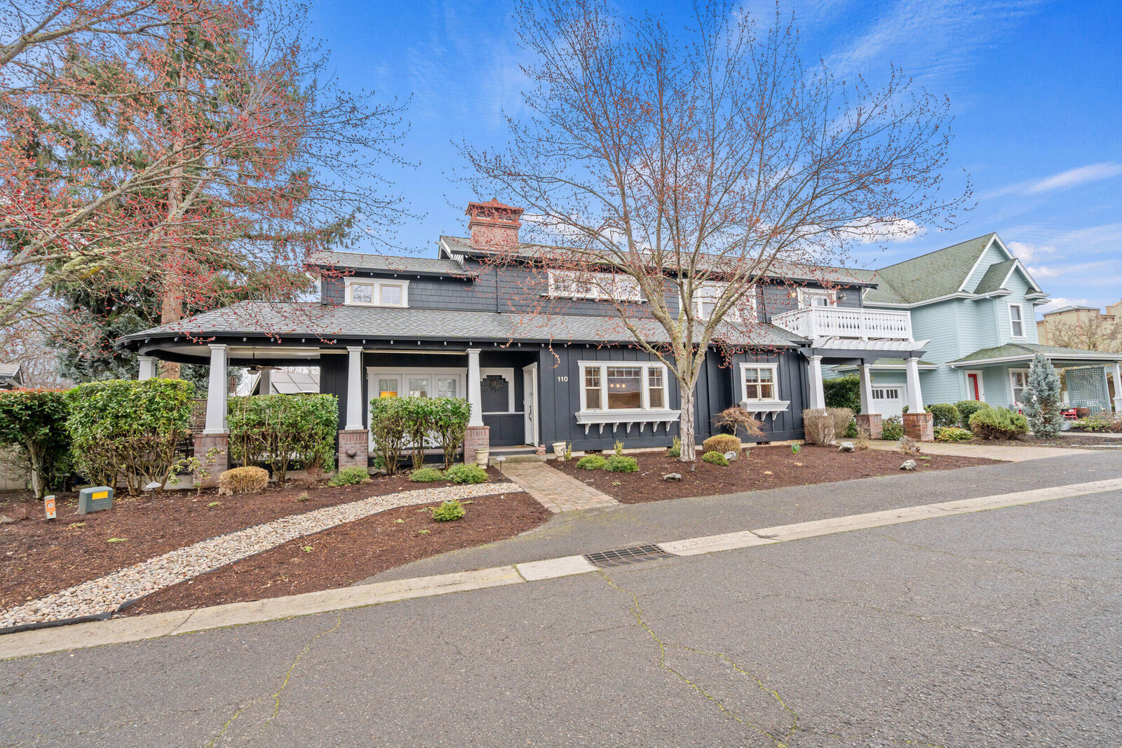 Property Photo:  110 Taylor Street  OR 97530 