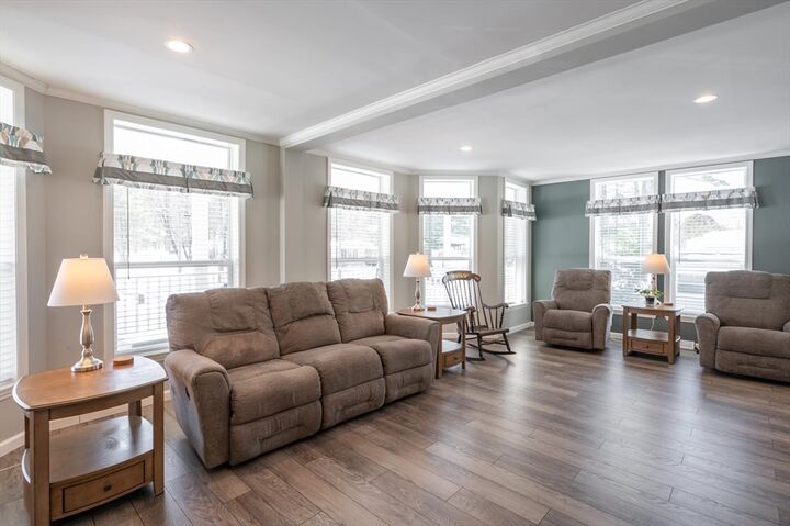 Property Photo:  9A Winter St  NH 03079 