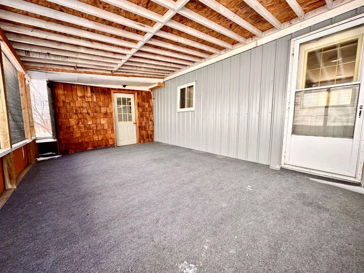 Property Photo: 613 Iris Street AB T0J 2W0