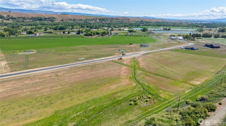 Property Photo: 520 Thorp Landing Lane WA 98946