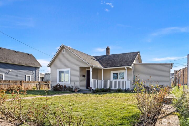 Property Photo: 1428 E 32nd Street WA 98404