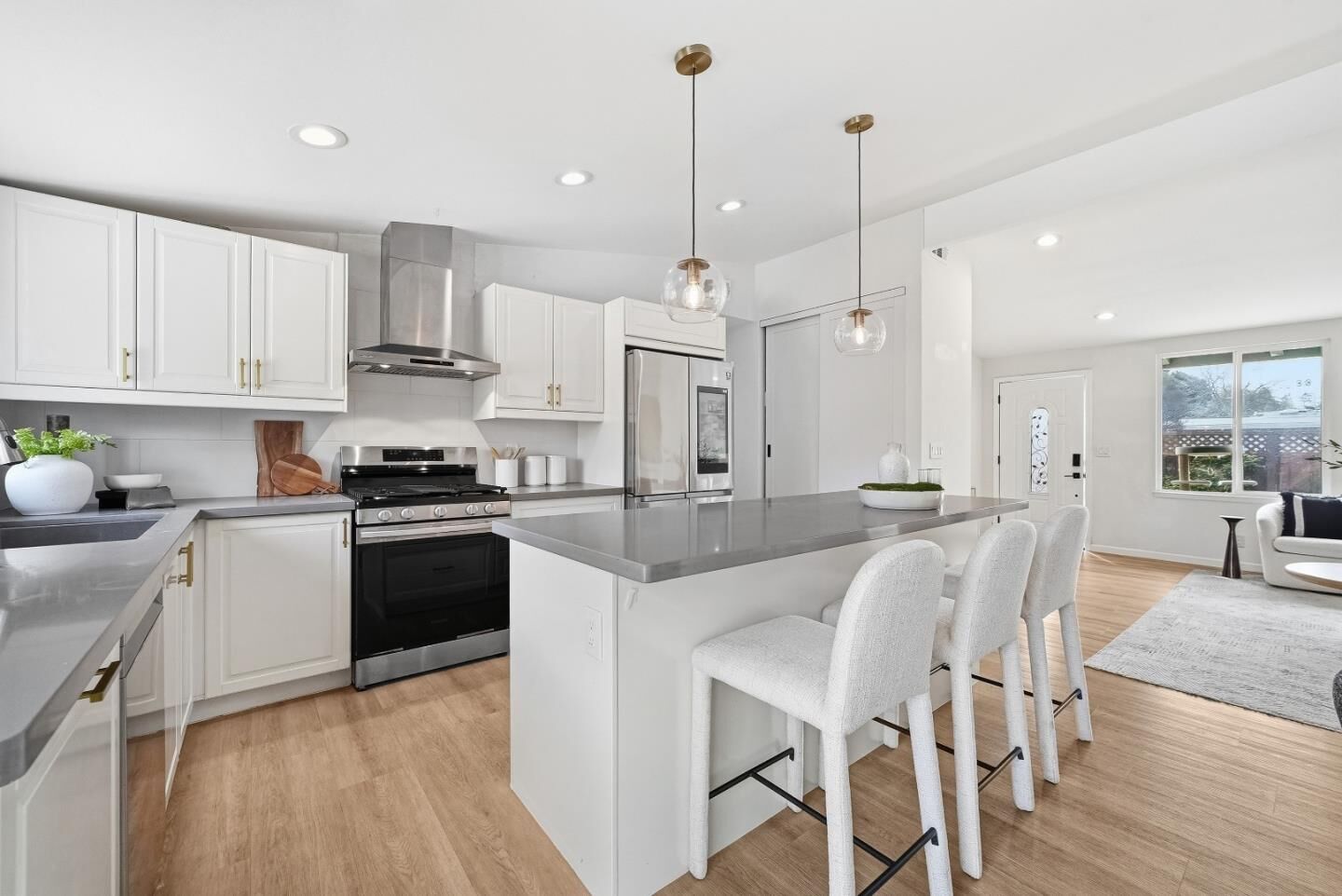 Property Photo:  321 Beechnut Avenue  CA 94085 