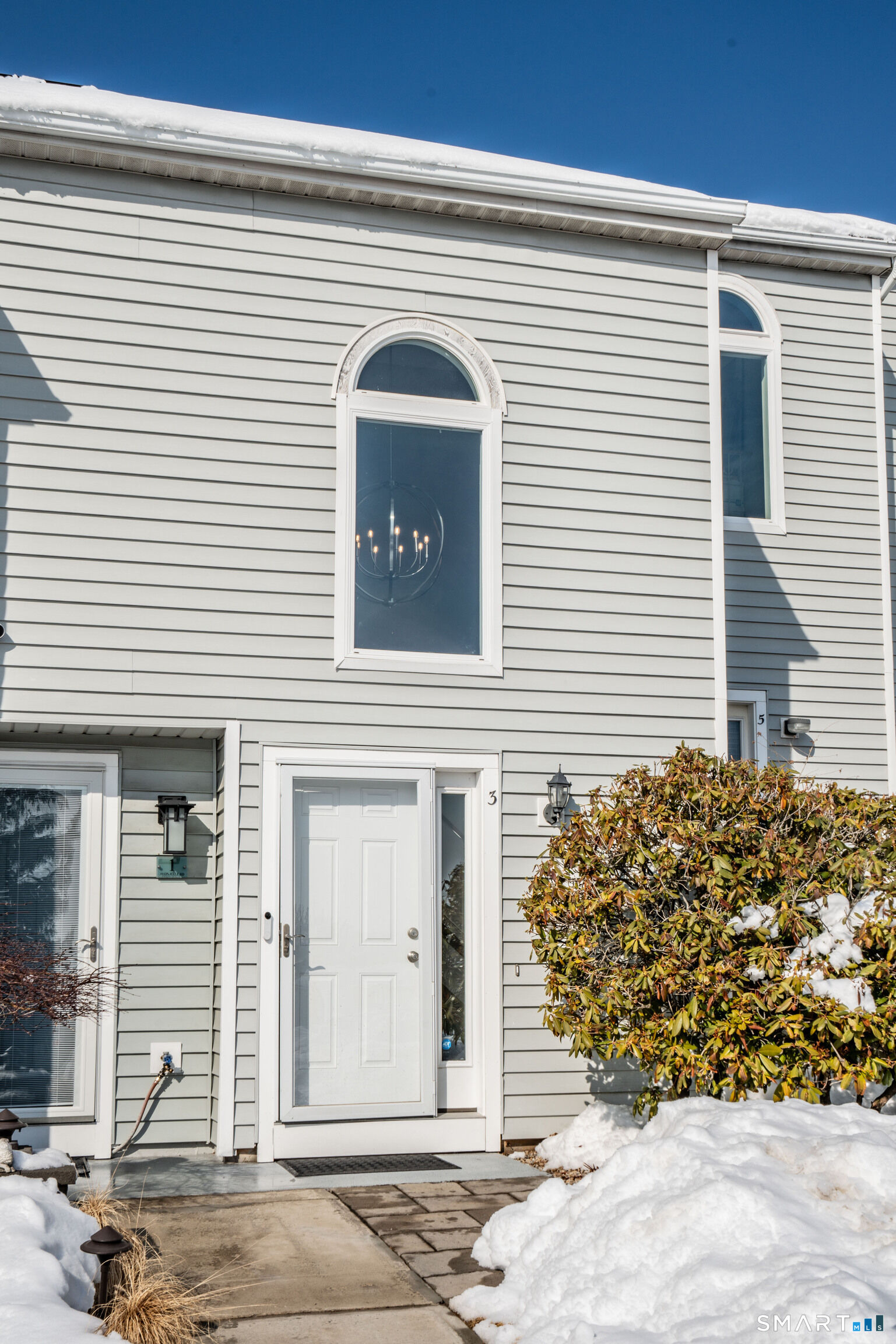 Property Photo:  3 Avon Dale Road 3  CT 06416 