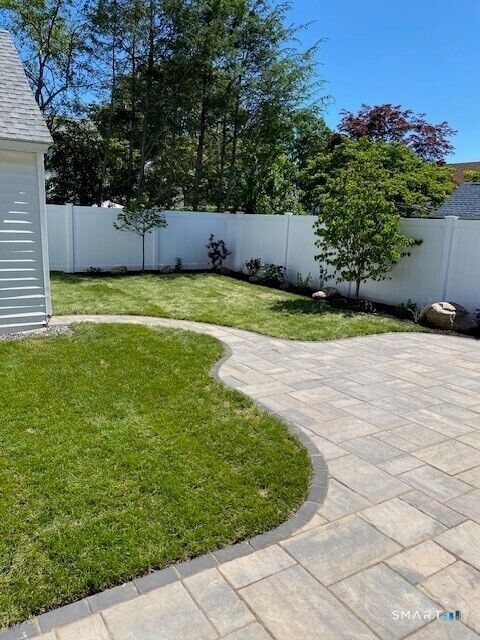 Property Photo:  376 Windsor Avenue  CT 06614 