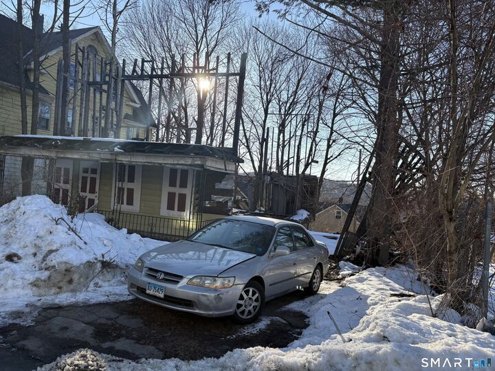 Property Photo:  193 Plaza Avenue  CT 06710 