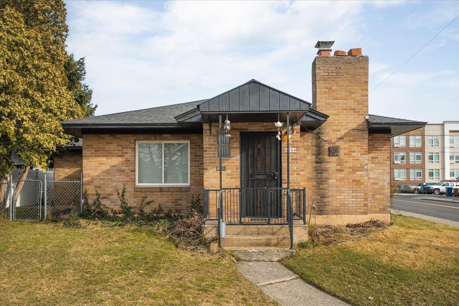 Property Photo:  4004 N Post St  WA 99205 