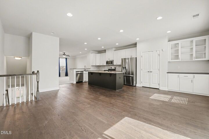 Property Photo:  2007 Ackerman Hill Drive  NC 27502 